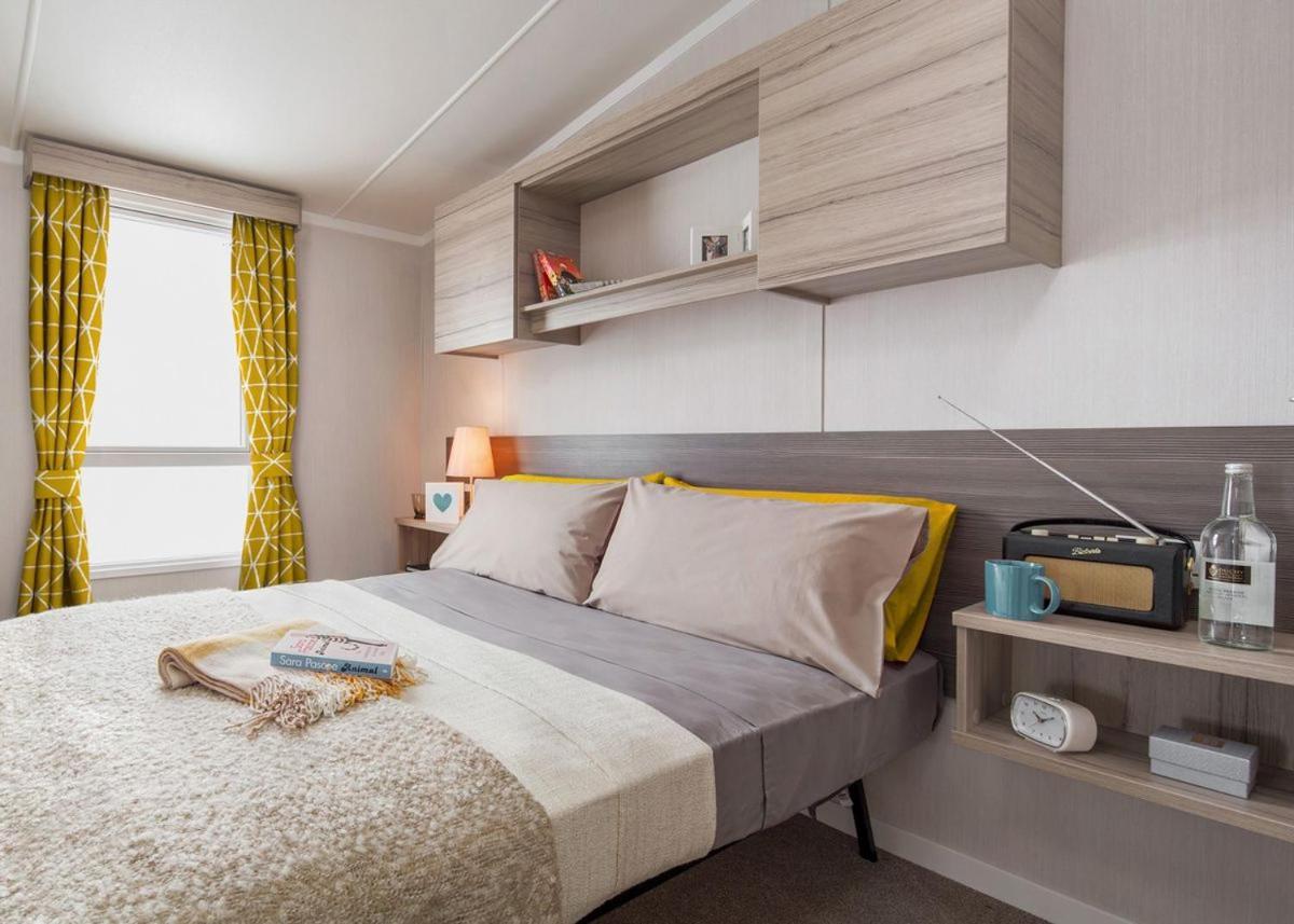 Готель Queensberry Bay Leisure Park Powfoot Екстер'єр фото