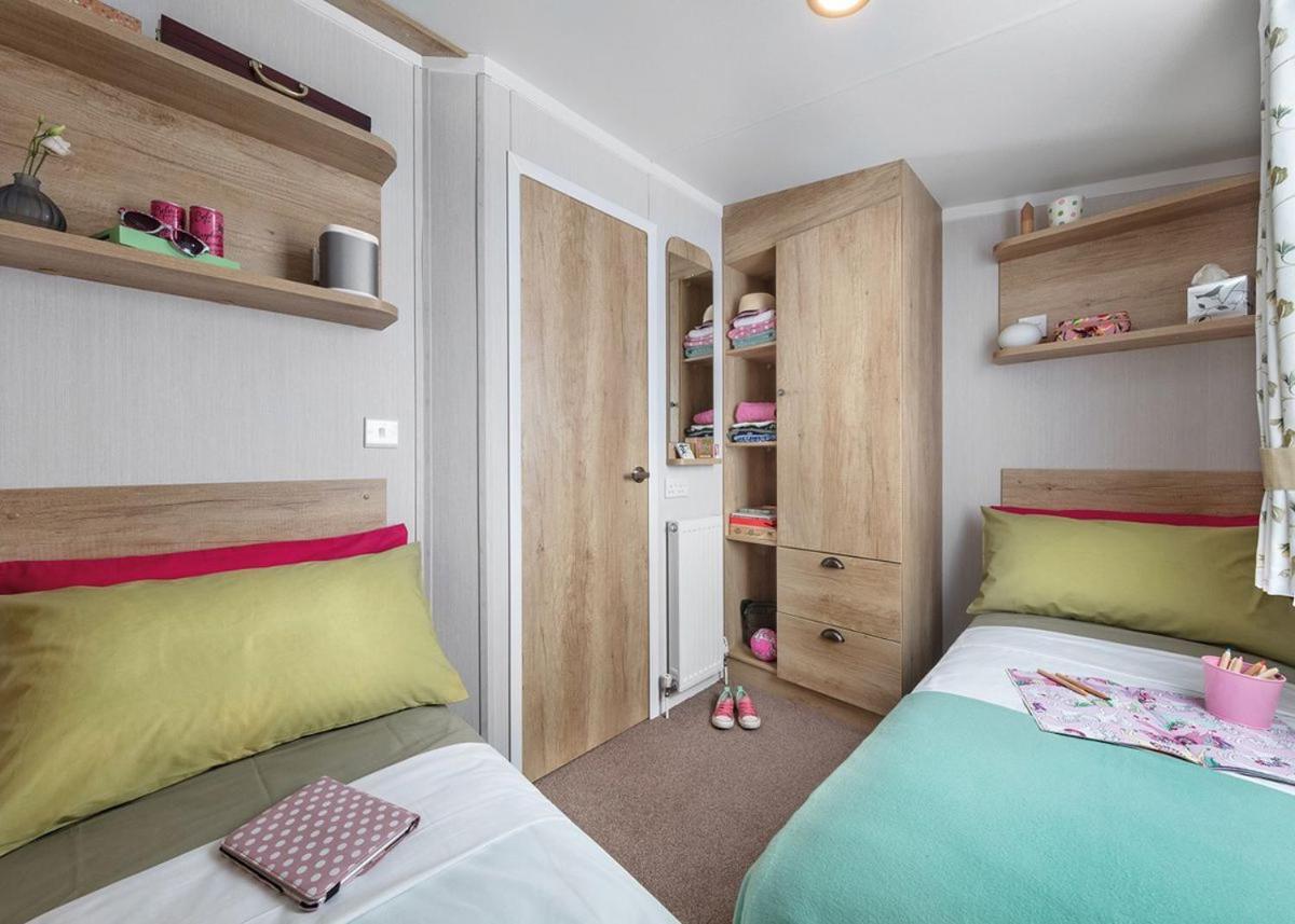 Готель Queensberry Bay Leisure Park Powfoot Екстер'єр фото