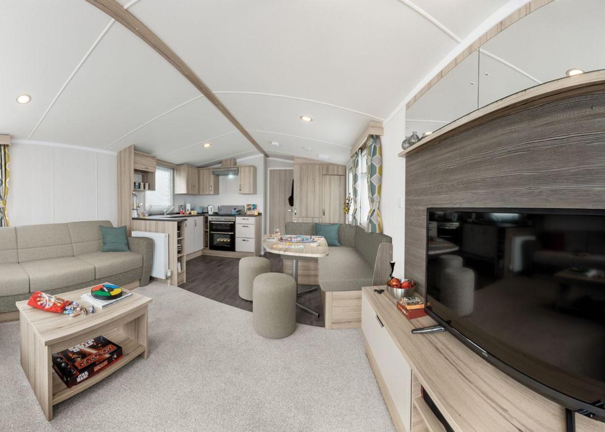 Готель Queensberry Bay Leisure Park Powfoot Екстер'єр фото