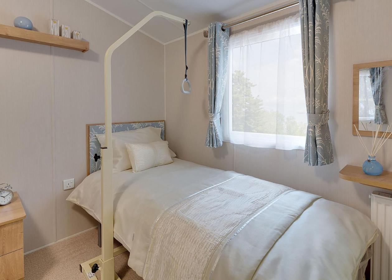 Готель Queensberry Bay Leisure Park Powfoot Екстер'єр фото